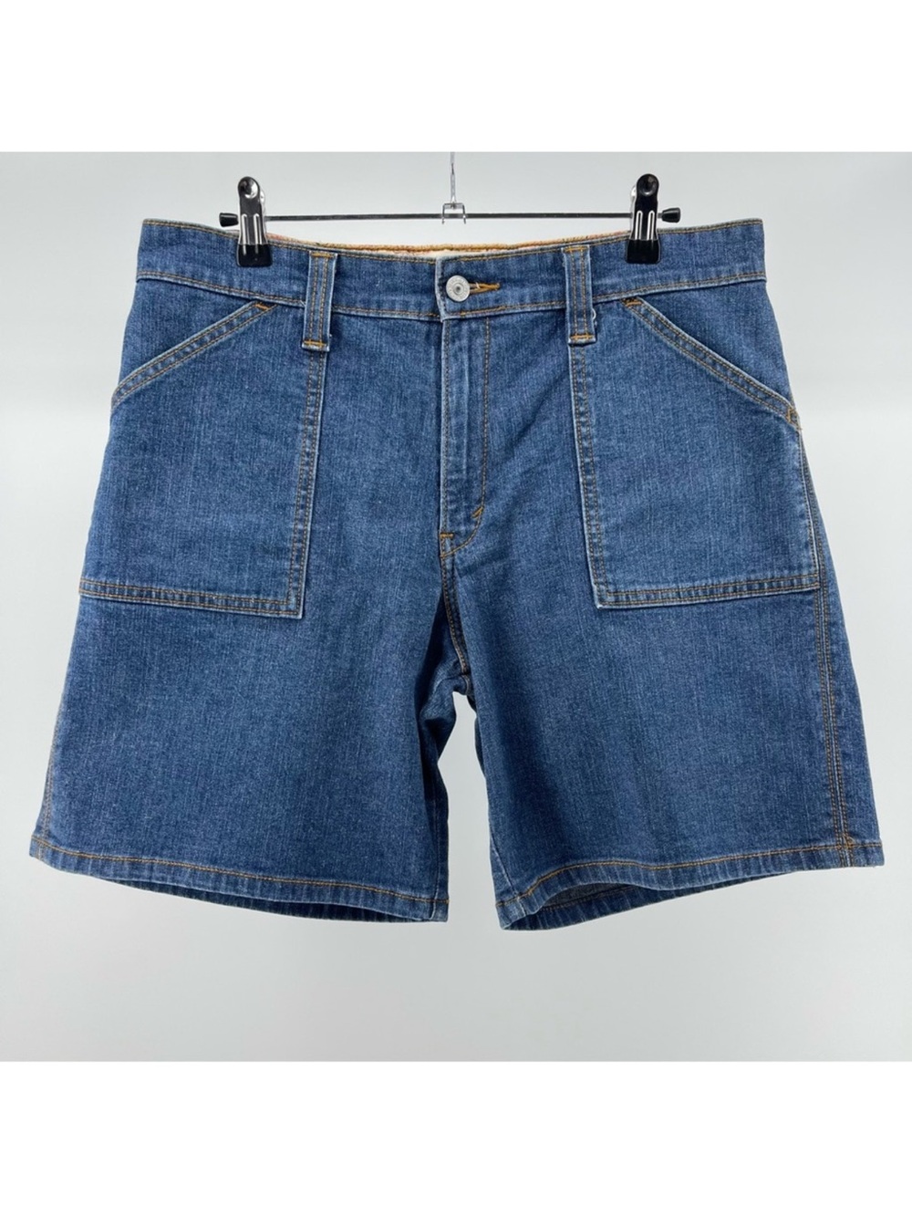 Levi's 550 Relaxed Fit Denim Shorts, Medium Wash, Cotton Blend, Women's 12
